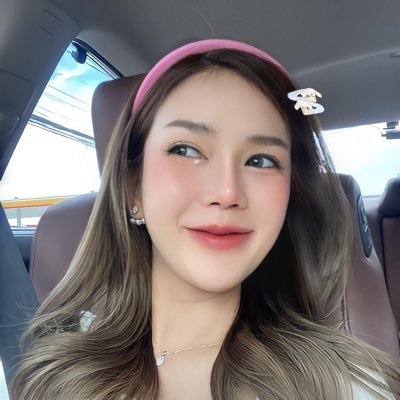 Kzee_mhiw's profile picture. โตแล้ว อย่าขี้แง.