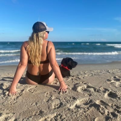 NikkiCarol3's profile picture. Just a girl trying to find her niche in life and make her mark on the world! My passions are my family, my dogs, photography, and music!