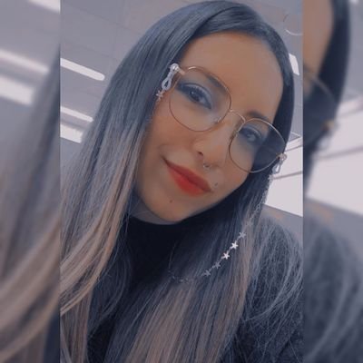 VanessaOsorio_C's profile picture. Art Director 📚😍