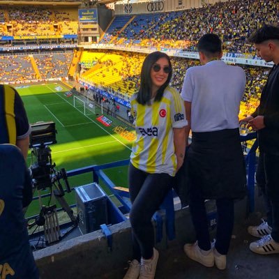 Kuşlar güzel,hayat uçuyor😄
💛💙