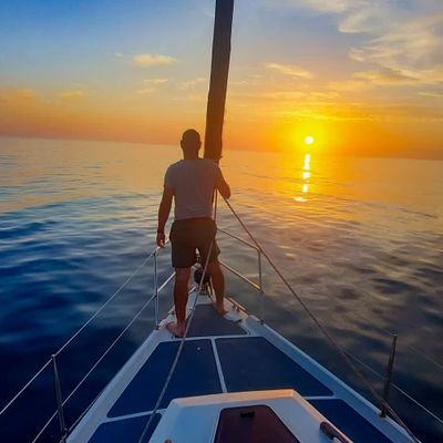 Principal Architect@AlgorandFoundation
BJJ,Sailing, KeyManagementSystems, Applied cryptography
GPG: F9F8 16D5 C8FC 6952 E2E2 161B 57ED E12A 278A 5E8B