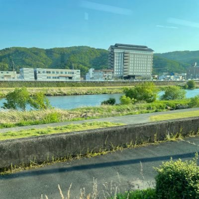 京都住み大学4回生 ハロヲタ仲間が欲しいです。最近ビヨーンズが気になりすぎている。無言フォロー失礼します!