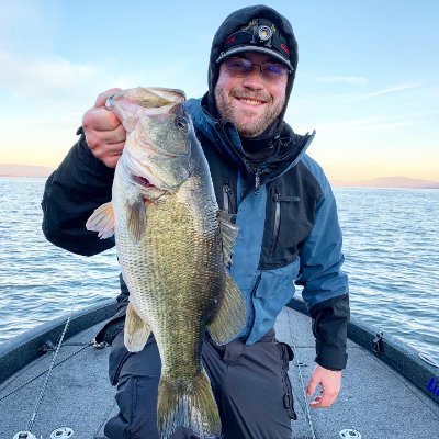 Elavader12's profile picture. Fishing, BBQ, and lifting heavy things