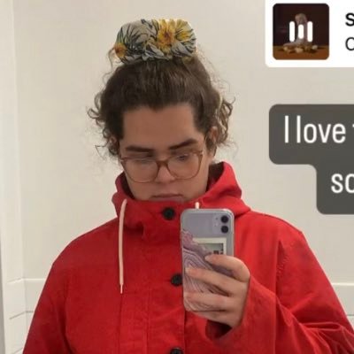 (she/her) • idk just some poet that plays Splatoon and listens to vaporwave