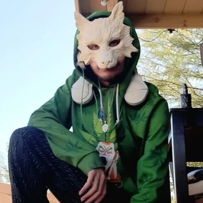 MalsomBeast's profile picture. gamer, twitch affiliated, Xbox, dubstep, live streamer.