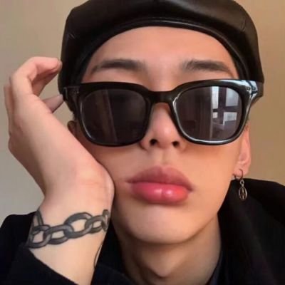 GodferyCopperf5's profile picture. 