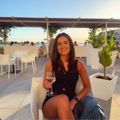 bethjull's profile picture. 