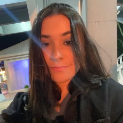 annavetromilla's profile picture. ♌️