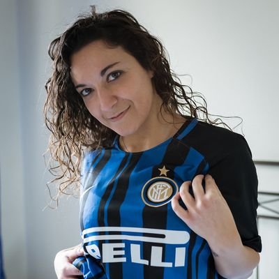 Pallonara. Fotografa per passione. Dancing with a pole. https://t.co/CsqbINhXex https://t.co/wvCN1Av1hN… #amala