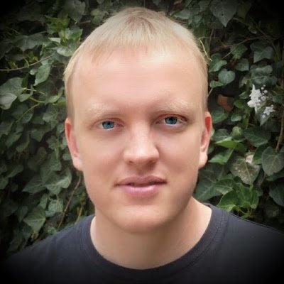 The founder of CloudRepo, a bootstrapper, and 360-degree Founder. Loves Clojure, Simplicity, and Brazilian Portuguese. Here to learn from and help others.