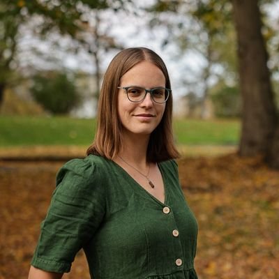 PhD student of #ecotoxicology with @EcoItn 🎓 | Passionate about #SciComm 🗨️💬 | Lacrosse player🥍 and official 🦓 | (she/her) | Tweets 🇬🇧 & 🇩🇪