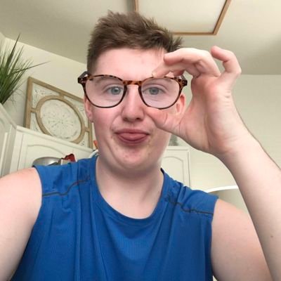 Hello 👋 🤗 here for fun and to talk🧩💙#autismawarness