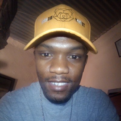 Founder of #TeddyBearzTsaMunati Brand🐻🍯.. An artist.. OAC 🙏💙💦.. Well,, I am whatever you say I am, if I wasn't, then why would I say I am?? 🤔😁
