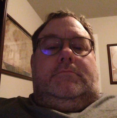 Randallb1642's profile picture. 