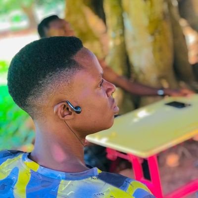 AdadeThompson's profile picture. Believe