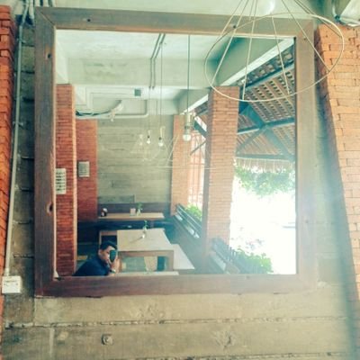 friday_freeday's profile picture. Like strangers do. 







:)