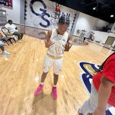 C/o 2023 👩🏾‍🎓 Carrollton High School 📍Basketball 🏀