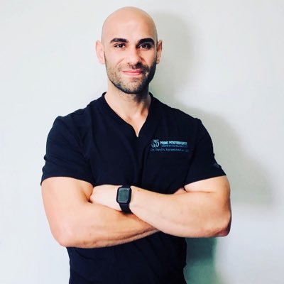 Chiropractor | TikTok @doctorkaramkhodian (1.5M+)