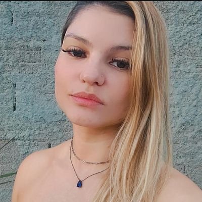 Renatamr01's profile picture. 