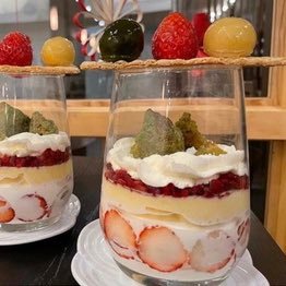 このサークルは都内を中心に、可愛い、お洒落なカフェを開拓します！🍓🧸👑