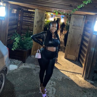 Born 🇯🇲 JAMAICAN 🇯🇲
I CANT DO ALL THINGS THROUGH CHRIST WHO STRENGTHEN ME🙏