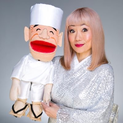 メルボルンを拠点に世界で 活動。オーストラリアズゴットタレント、ファイナリスト。 アマゾンプライムUS&UK配信中！Showko is a Japanese ventriloquist, Rakugo-ka and AGT finalist. Her show is on AmazonPrimeVideo US&UK.