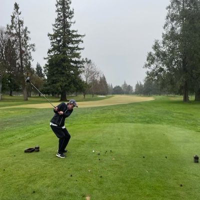 PoukishSam's profile picture. golfer Gfu 27