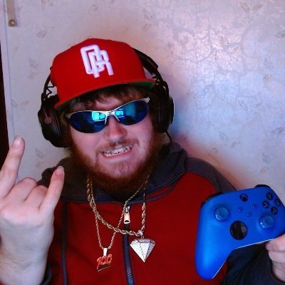 Yo, What Is Up, I am Ceen Crazy, I am a 22 Year Old Gamer, Youtuber and Rapper and In my spare time im either chillin or taking care of Family, HMU if you want!
