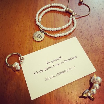 Her lip to | L’Or | L'AUBE BLANC ♡
