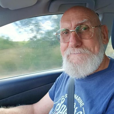 RayTheron2's profile picture. Husband, foodlover, fountain pen collector, scale modeller, whisky and wine drinker, occasional cigar smoker, former English teacher, South African expat.