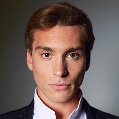 DeanoBugatti's profile picture. Actor 🎭