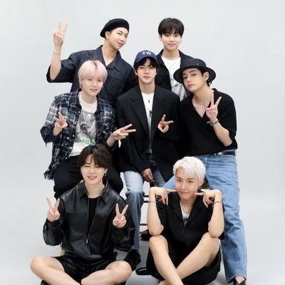 𝙵𝙰𝙽 𝙰𝙲𝙲𝙾𝚄𝙽𝚃 | 🅐🅡🅜🅨⁷ | 𝓽𝓻𝔂𝓲𝓷𝓰 𝓽𝓸 𝓼𝓱𝓪𝓻𝓮 𝓮𝓿𝓮𝓻𝔂 𝓶𝓸𝓶𝓮𝓷𝓽𝓼 𝓸𝓯 ᗷᗩᑎǤ丅ᗩᑎ♥︎
shine dream smile ♡ cielo means sky ☁ she 22 🇵🇭