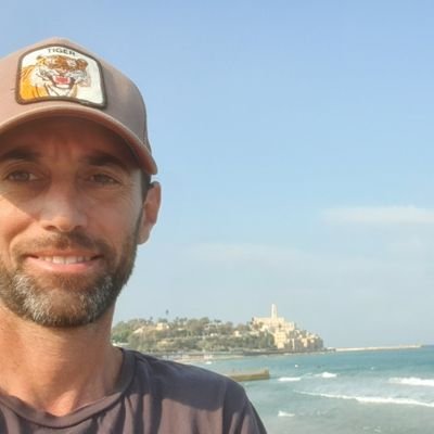 MorenoRaf's profile picture. Code, Kids, Surf