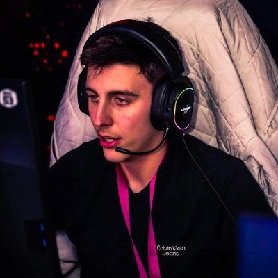 Ami nekem természetes neked az a rajság 🥴 20YRS | Twitch Partner 32k followers | Content Creator