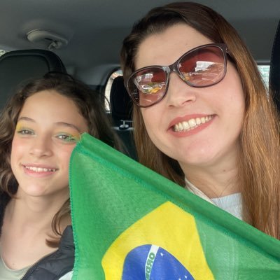 Simone58667593's profile picture. Tenho fé 🙏🏼 em um Brasil 🇧🇷melhor. Brasil acima de tudo e Deus acima de todos. Mãe de uma princesa, esposa de um grande homem.