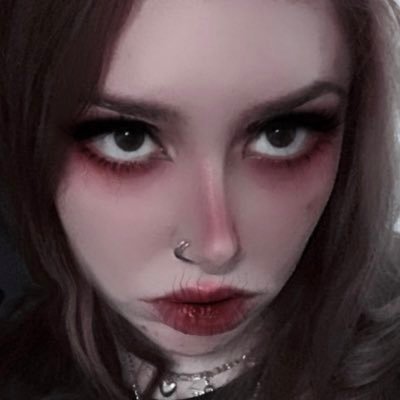 grimegirrrl Profile Picture