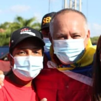 Cojedeña,amante de las cosas sencillas. Militante de las Filas Revolucionarias de Bolivar y Chávez. Madre de Karla y Mathias. Esposa de Carlos💞