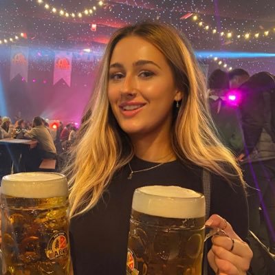 Insta: lucyarghyrakis