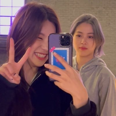 _417526's profile picture. 류옞얘기 https://t.co/j11HIT818e