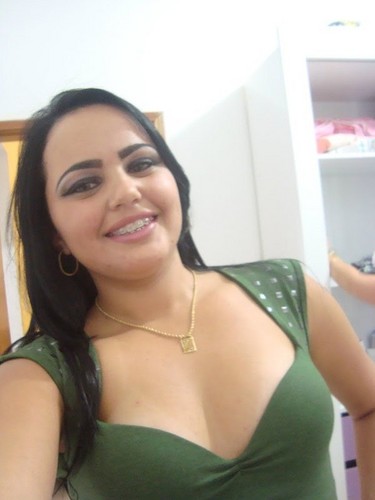 Convivi com os fracos,suportei os FALSOS,mas mantive-me em PÉ...