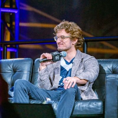 Pro League of Legends player of 7+ years | 26 | Streaming daily https://t.co/EnBuhOhwZE Content Creator @TeamLiquid Business email: teamlourlo@unitedtalent.com