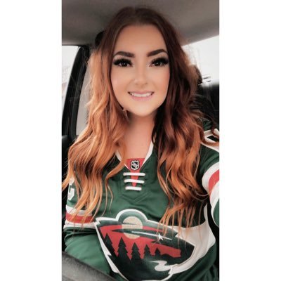 Redhead. Accountant. MN Wild. Loving Life.✨