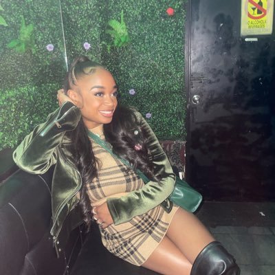 Views are my own. Howard University Alum • 1 9 0 8 • Reiki Master (Link in bio for a session) • CEO of My Beautiful Life, LLC • Insta: @thekaylabella
