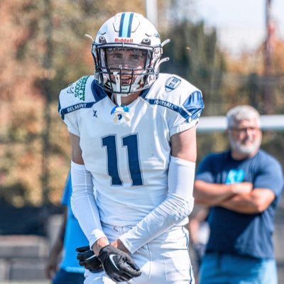 will_daoust's profile picture. Belmont secondary school | grad 2023 | WR,DB | 6’2 160 | 33 inch vert | 40 yard: 4.61 | Broad: 9’6 | L test: 4.33