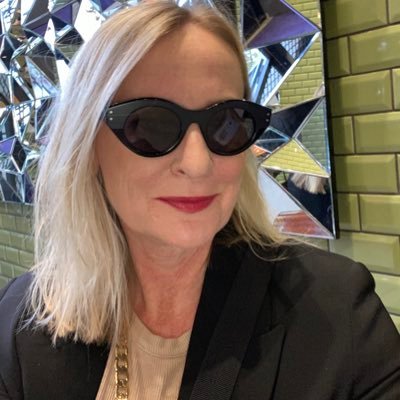 Fashion Accessories & Eyewear / 2020Europe Editor in Chief, Co-Founder https://t.co/NVv8FSgsGM Journalist & Brand Consultant