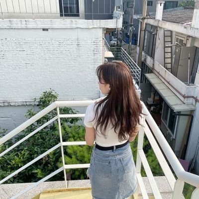 bich67518955's profile picture. ２８歳：東京♡彼が浮気してて出会いなさ過ぎ(´Д⊂ヽだから裏アカを開始☆経験も彼だけなんで…優しくしてもらえると嬉しいですよろしくお願いします＞＜！フォロミー(n*´ω`*n)♡