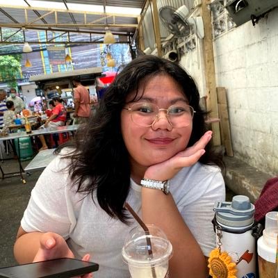 imgeemy's profile picture. hope is an opium, pero hopya pa din kasi masarap