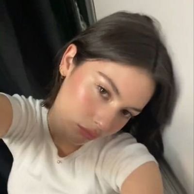 SaadSight's profile picture. . . . escuchando midnights con louis