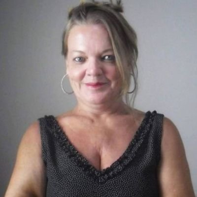 CarmenSilviaGa5's profile picture. 