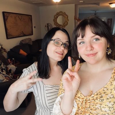 Video Games, True Crime, Cats, Spooky Stuff, Nonsense. We're Kelsi and Alyssa, and we're just doing our best 👻💚👯‍♀️💜